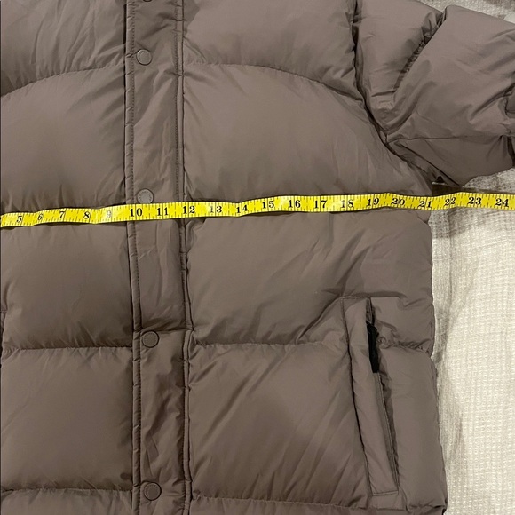 Aritzia Super Puff Mid Jacket Women’s Small EUC color Stone Taupe - Picture 14 of 16